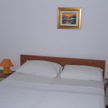 Guesthouse Marija Podstrana Bagian luar foto