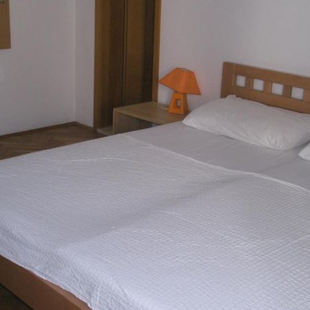 Guesthouse Marija Podstrana Bagian luar foto