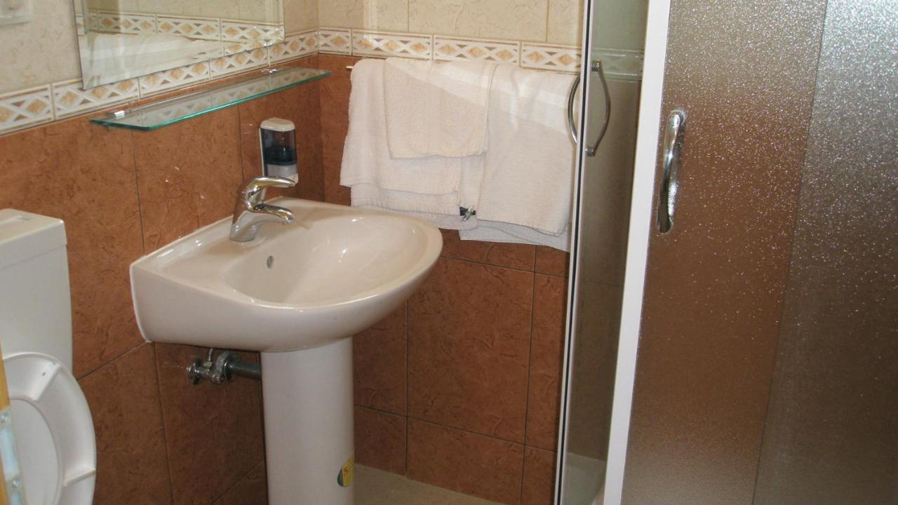 Guesthouse Marija Podstrana Bagian luar foto