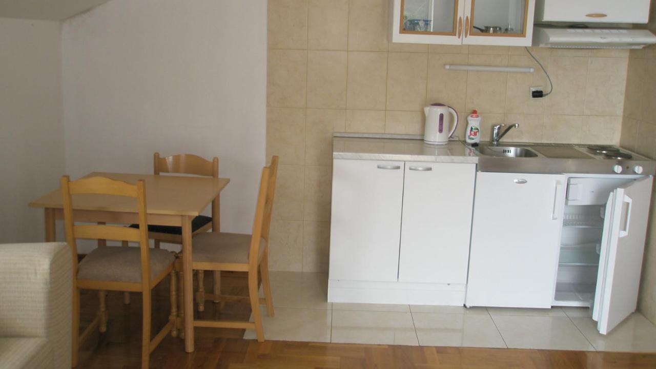 Guesthouse Marija Podstrana Bagian luar foto