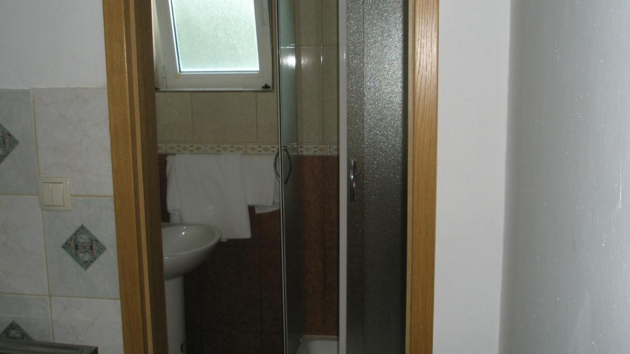 Guesthouse Marija Podstrana Bagian luar foto